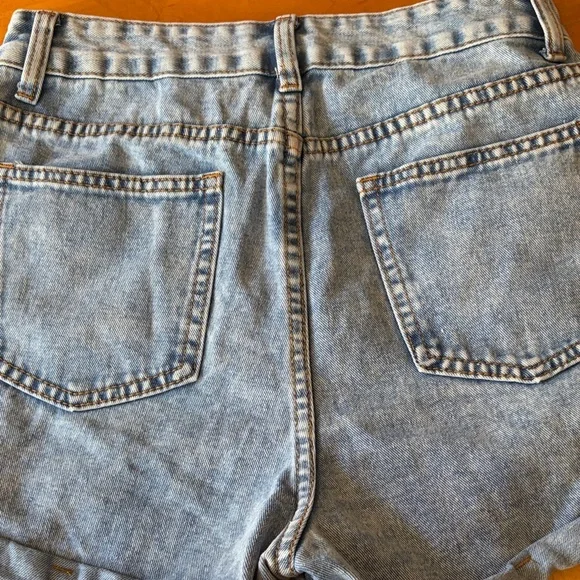 SHEIN Light Blue Denim Shorts with Cherry Embroidery - Picture 4 of 4